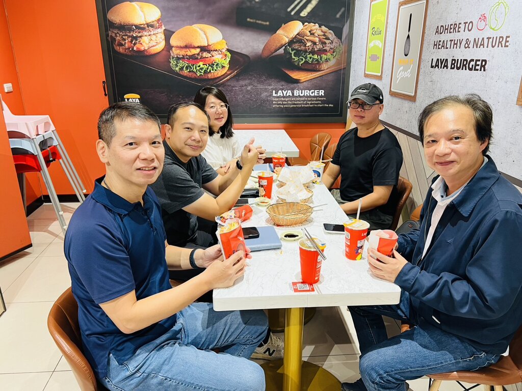 【早餐會報】急時先儲運10月早餐會報：肯定營運績效，迎戰市場新局